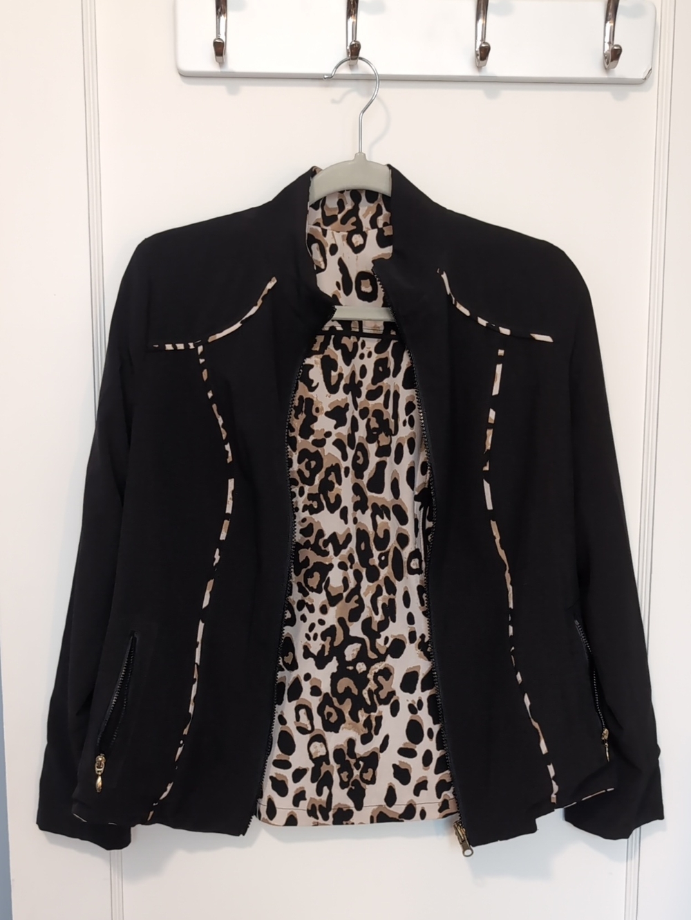 Chico's Reversible Black +Leopard Light Jacket